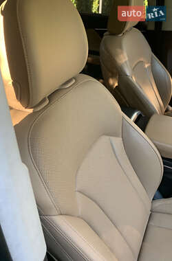 Внедорожник / Кроссовер Audi Q7 2020 в 