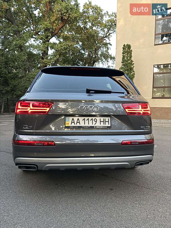 Внедорожник / Кроссовер Audi Q7 2018 в Киеве
