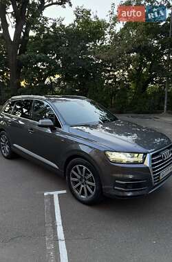 Audi Q7 2018