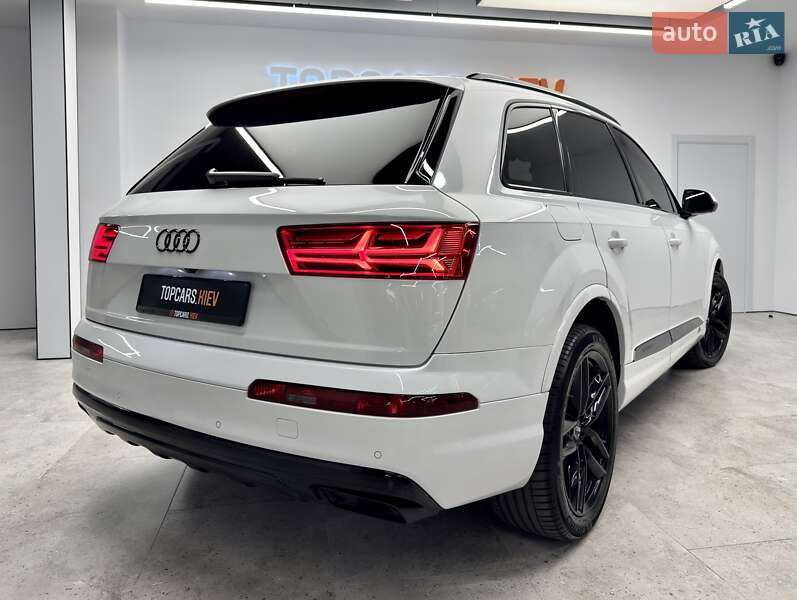 Позашляховик / Кросовер Audi Q7 2018 в Києві