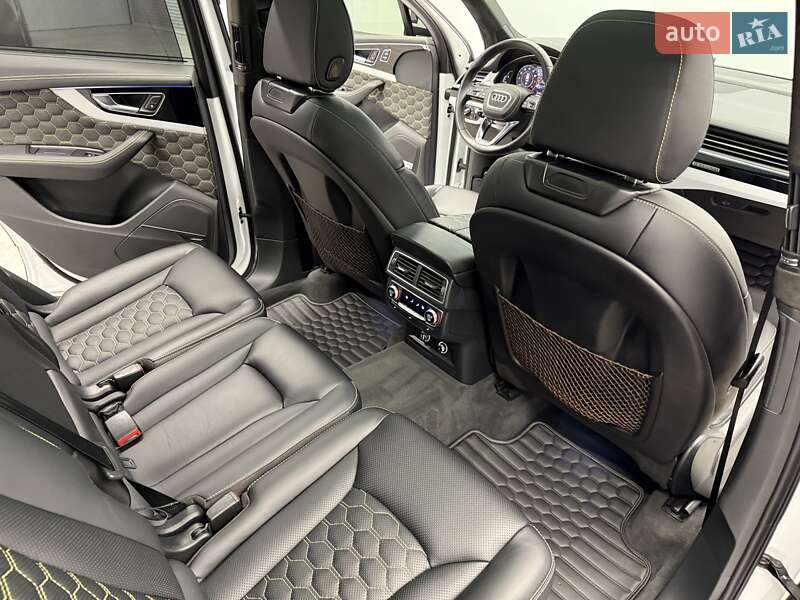 Позашляховик / Кросовер Audi Q7 2018 в Києві