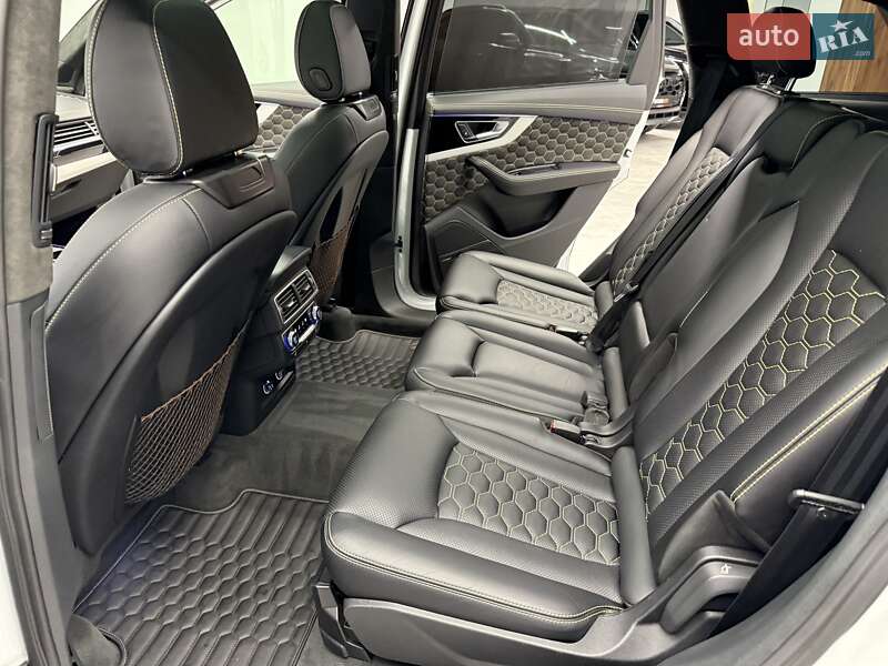 Позашляховик / Кросовер Audi Q7 2018 в Києві