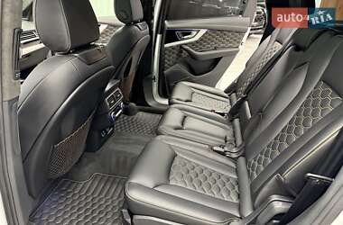 Позашляховик / Кросовер Audi Q7 2018 в 
