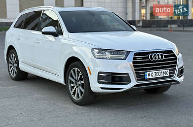 Внедорожник / Кроссовер Audi Q7 2018 в 