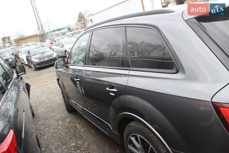 Внедорожник / Кроссовер Audi Q7 2020 в Луцке