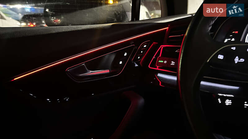 Позашляховик / Кросовер Audi Q7 2022 в Тернополі