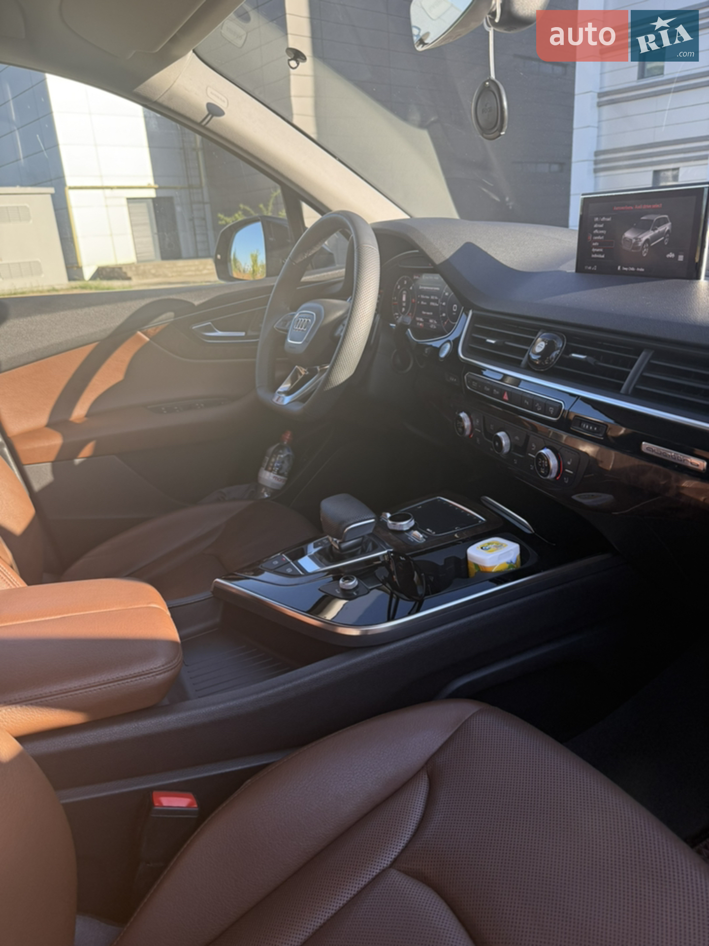 2017 Audi Q7 - мініатюра 12
