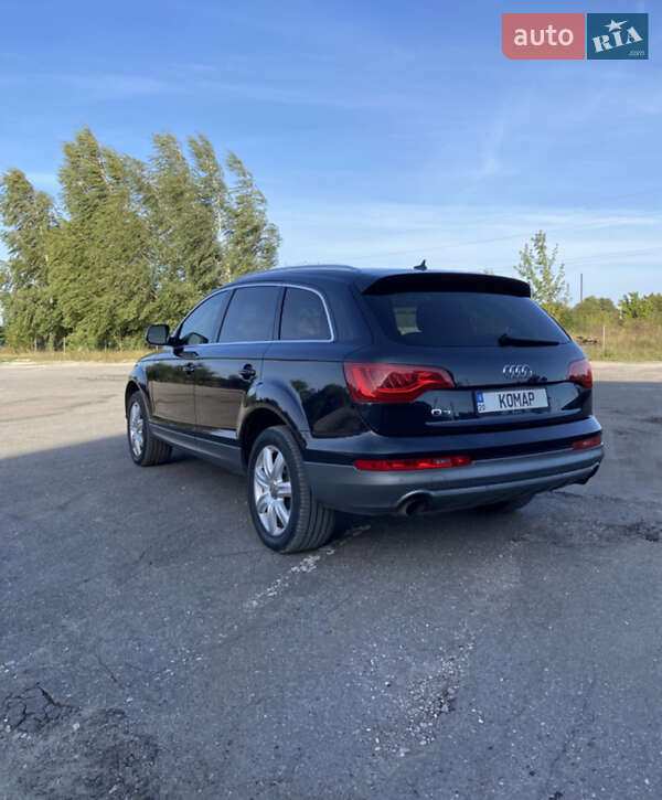 Внедорожник / Кроссовер Audi Q7 2011 в Збараже