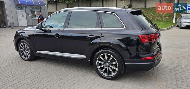 Позашляховик / Кросовер Audi Q7 2016 в Тернополі