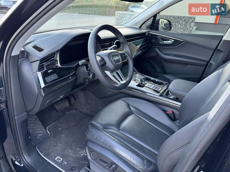 Позашляховик / Кросовер Audi Q7 2019 в Львові