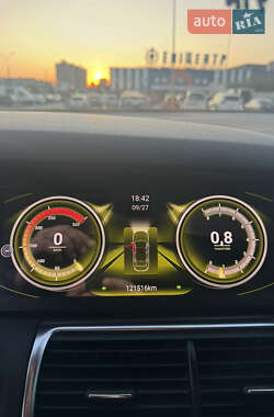 Внедорожник / Кроссовер Audi Q7 2012 в 