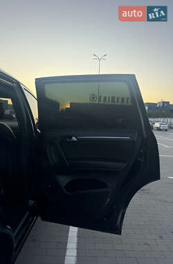 Внедорожник / Кроссовер Audi Q7 2012 в 