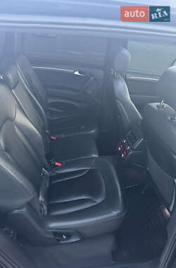 Внедорожник / Кроссовер Audi Q7 2012 в 