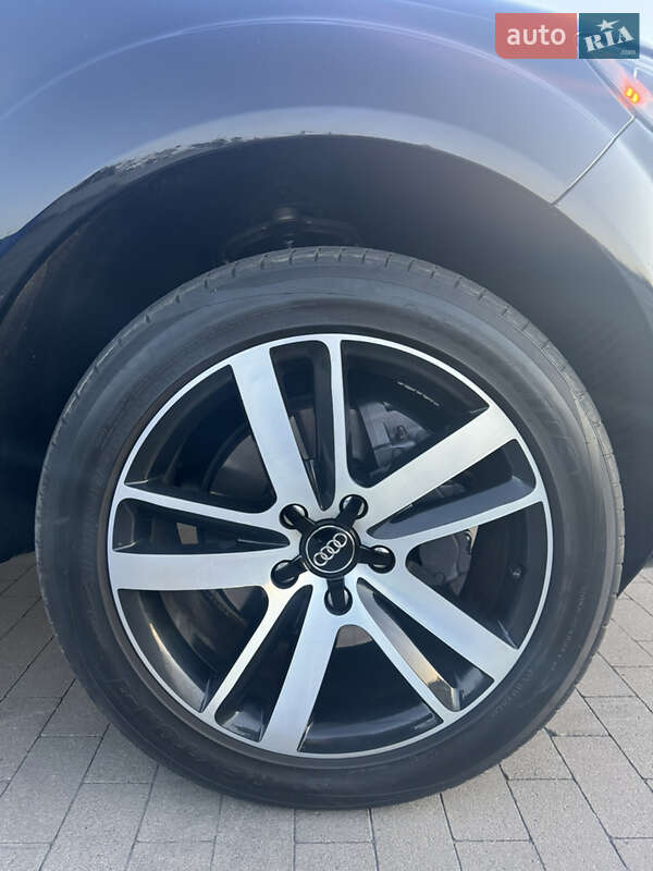 Внедорожник / Кроссовер Audi Q7 2012 в Белой Церкви