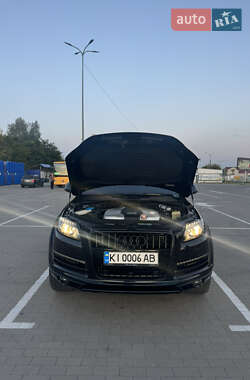 Внедорожник / Кроссовер Audi Q7 2012 в 