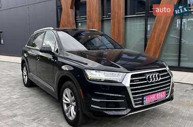Позашляховик / Кросовер Audi Q7 2017 в Луцьку