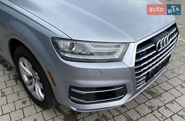 Позашляховик / Кросовер Audi Q7 2016 в 
