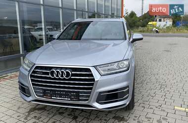 Внедорожник / Кроссовер Audi Q7 2016 в Ужгороде