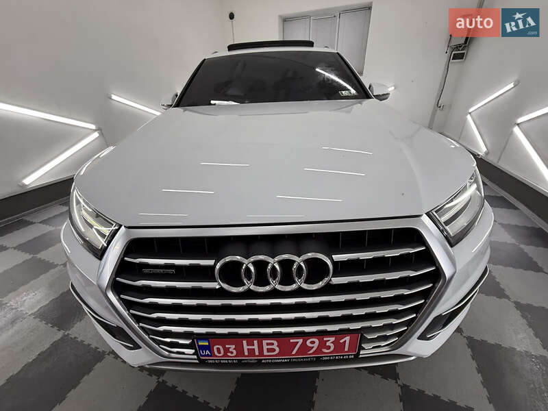 Позашляховик / Кросовер Audi Q7 2018 в Трускавці