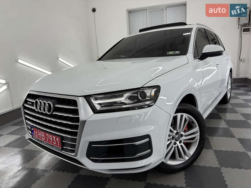 Позашляховик / Кросовер Audi Q7 2018 в Трускавці