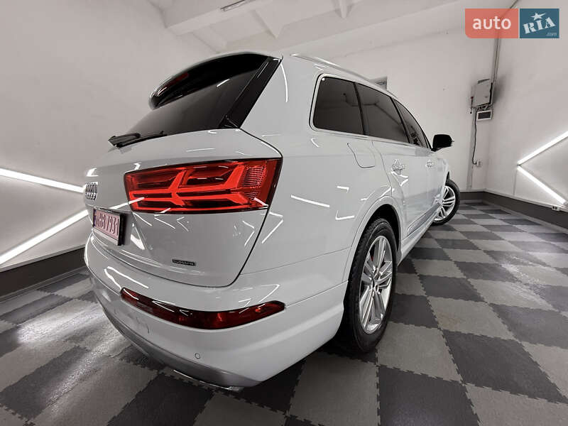 Позашляховик / Кросовер Audi Q7 2018 в Трускавці