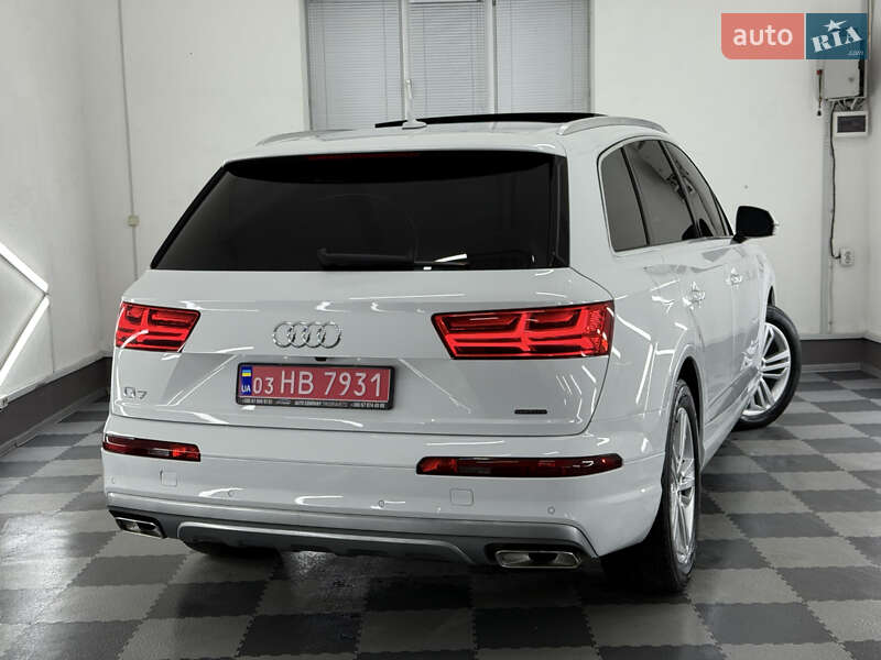 Позашляховик / Кросовер Audi Q7 2018 в Трускавці