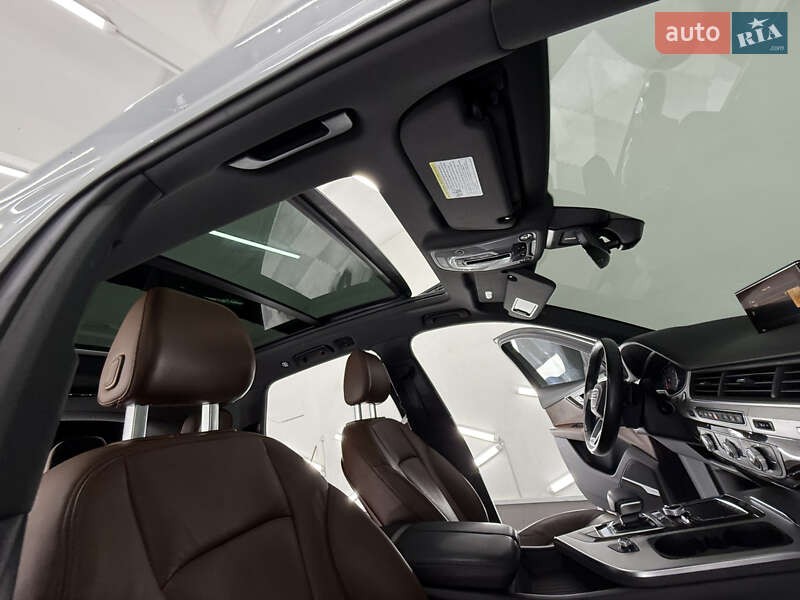 Позашляховик / Кросовер Audi Q7 2018 в Трускавці