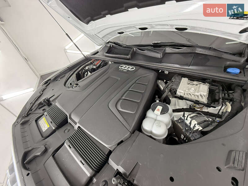 Позашляховик / Кросовер Audi Q7 2018 в Трускавці