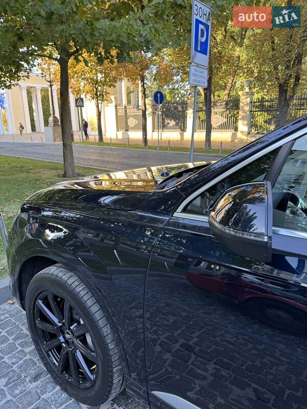 Внедорожник / Кроссовер Audi Q7 2016 в Днепре