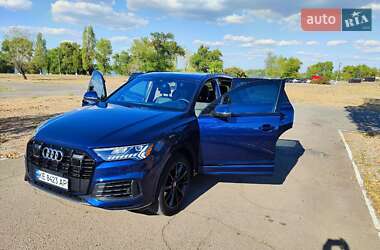 Audi Q7 2023