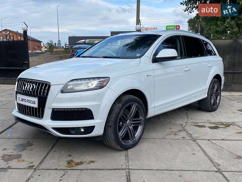 Позашляховик / Кросовер Audi Q7 2015 в Києві