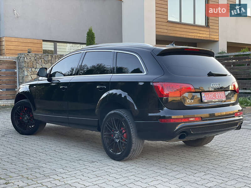 Позашляховик / Кросовер Audi Q7 2014 в Стрию