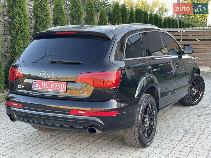 Позашляховик / Кросовер Audi Q7 2014 в Стрию