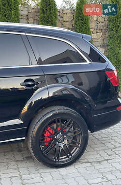 Внедорожник / Кроссовер Audi Q7 2014 в 