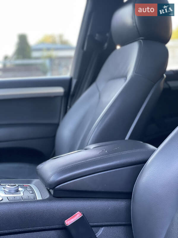 Позашляховик / Кросовер Audi Q7 2014 в Стрию