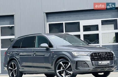 Внедорожник / Кроссовер Audi Q7 2020 в Мукачево