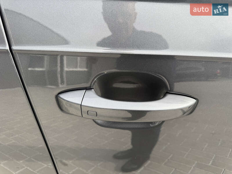 Позашляховик / Кросовер Audi Q7 2020 в Мукачевому