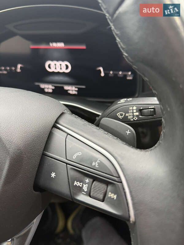 Позашляховик / Кросовер Audi Q7 2021 в Чернівцях