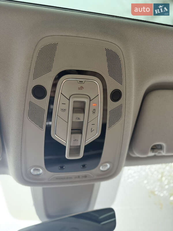 Позашляховик / Кросовер Audi Q7 2021 в Чернівцях
