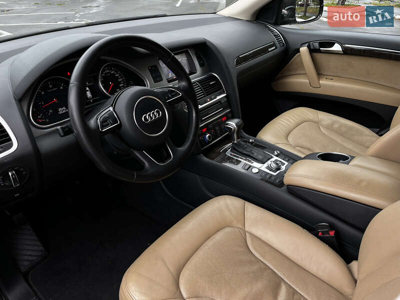 Позашляховик / Кросовер Audi Q7 2015 в Одесі