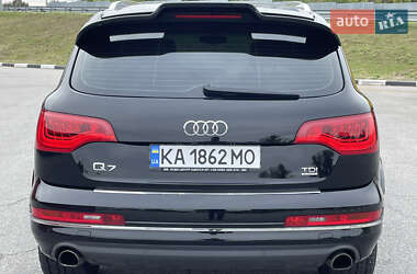 Позашляховик / Кросовер Audi Q7 2014 в 