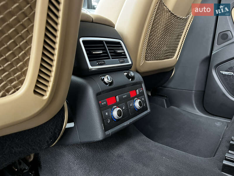 Позашляховик / Кросовер Audi Q7 2015 в Одесі