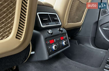 Внедорожник / Кроссовер Audi Q7 2015 в 
