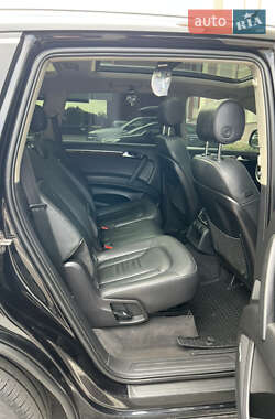 Внедорожник / Кроссовер Audi Q7 2011 в 