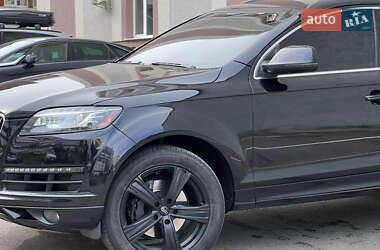 Внедорожник / Кроссовер Audi Q7 2011 в 