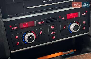 Внедорожник / Кроссовер Audi Q7 2015 в 