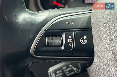Внедорожник / Кроссовер Audi Q7 2015 в 