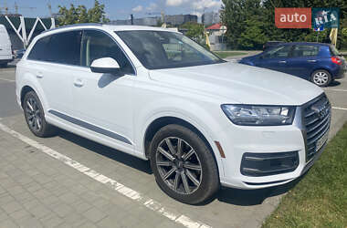 Позашляховик / Кросовер Audi Q7 2017 в 