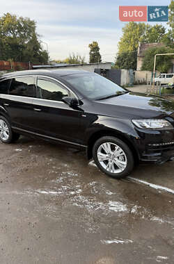 Внедорожник / Кроссовер Audi Q7 2012 в 