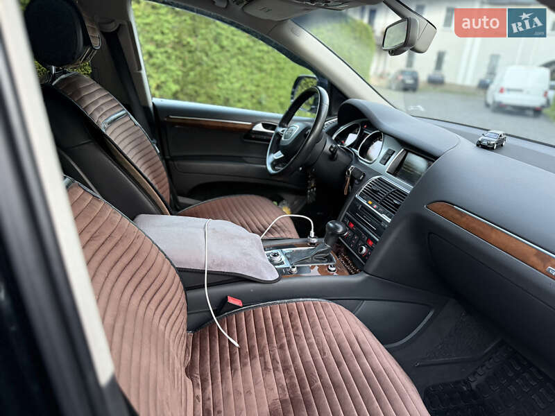 Позашляховик / Кросовер Audi Q7 2012 в Львові